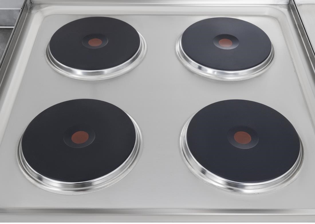  Buffalo 600 Series 4-Platten-Elektroherd 