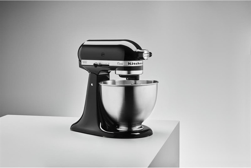  KitchenAid Classic Standmixer mit schwenkbarem Mischkopf 4,3 Liter 5K45SSEOB 